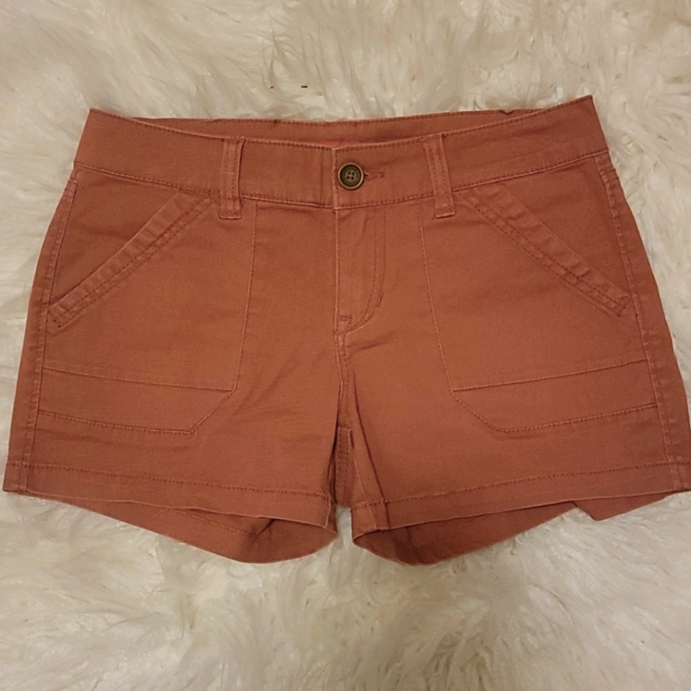 UNIONBAY Burgandy Shorts Size 5